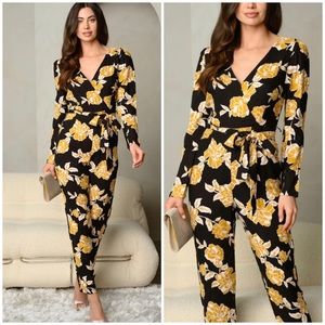 LUSH Nordstrom Chic Black Floral Surplice Long Sleeves Jumpsuit